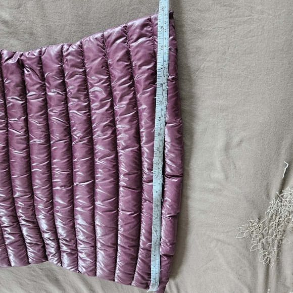 Lululemon Down Vest - Picture 9 of 10